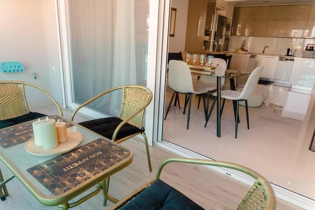 G&m Luxury With Pool Leilighet Khania