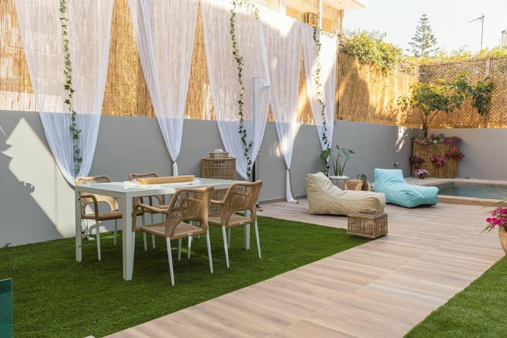 G&m Luxury With Pool Leilighet Khania